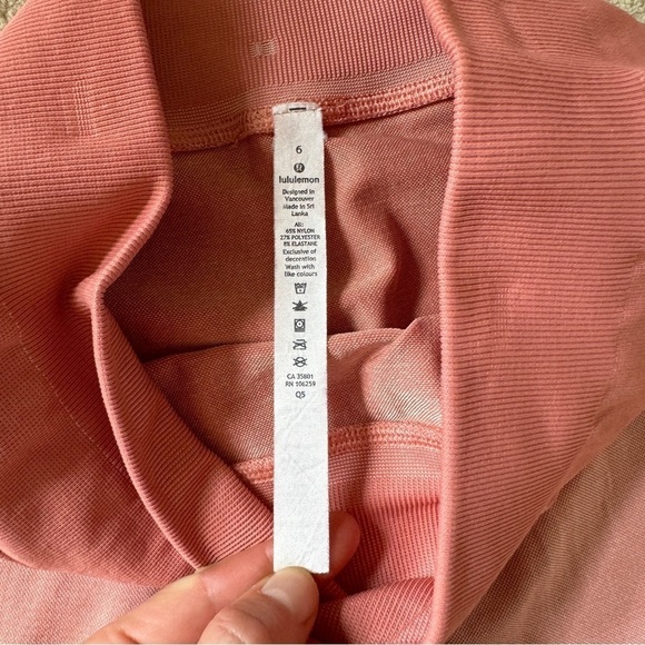 Lululemon Ebb to Train Abstract Tight 6 - Picture 11 of 12